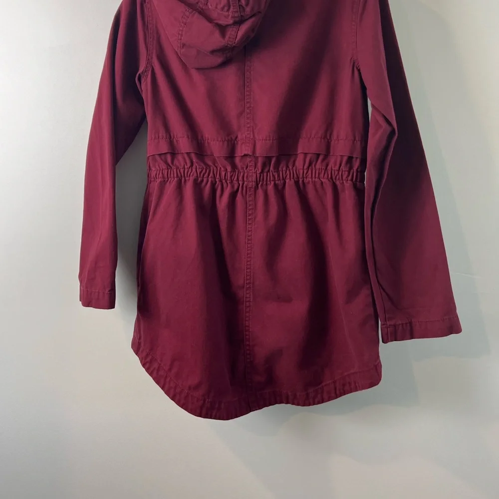 Old Navy Girls Military Field Jacket in Maroon SZ XL (14) Color is Wine stain